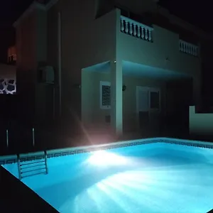 Сasa de vacaciones Casa Mariben, Vacation Vv 3 Bedrooms Private Pool With Sea Views, Callao Salvaje